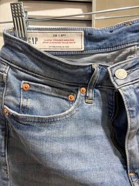 GAP Light Blue Classic Straight High Rise Jeans